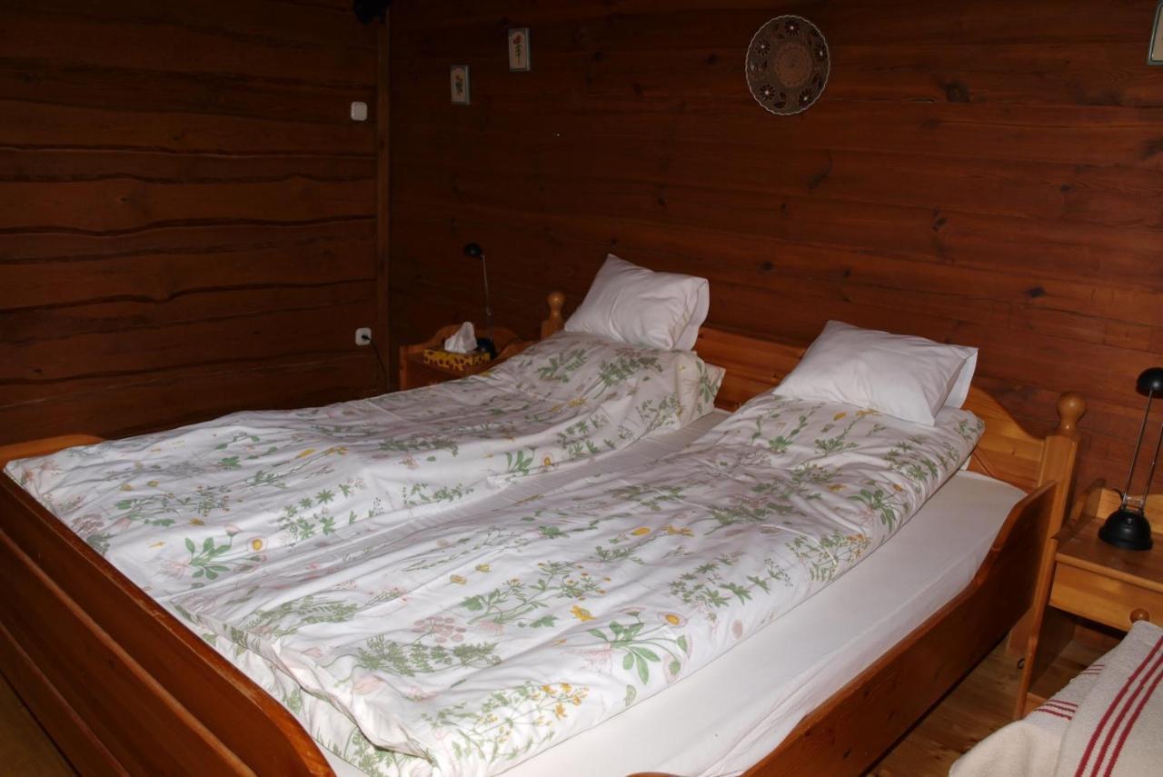Boronahaz Fogado Hotel Szalafo Bagian luar foto